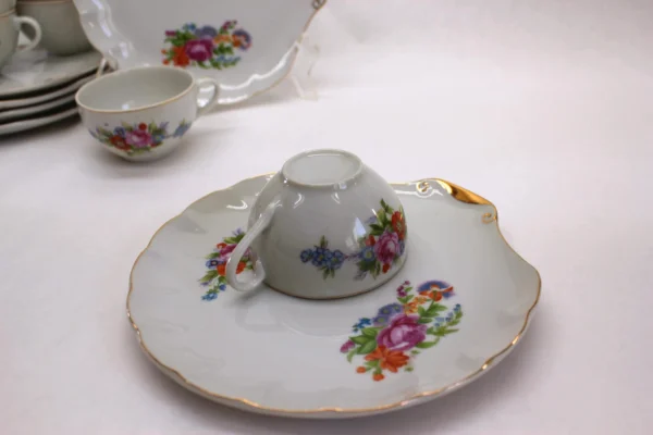 VINTAGE Nasco Del Coronado China Snack Plates and Teacups. 12-piece Set. - Image 4
