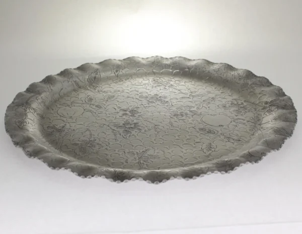 VINTAGE Mid Century Stamped Aluminum Serving Tray. Grape Vine Motif - Image 3