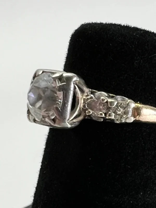 ANTIQUE 1920s Art Deco Diamond Engagement Ring. Old Euro Cut .81ctw in 14K White Gold. Size 6. Appraised 2,700 USD. - Image 6