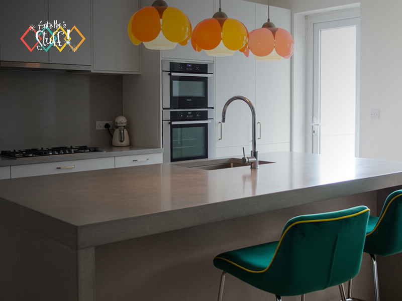 How to Incorporate Vintage Trends into a Modern Kitchen