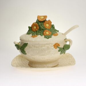 Vintage 1970s Daisy Soup Tureen: Retro Tangerine & Green Kitchen Decor, Signed